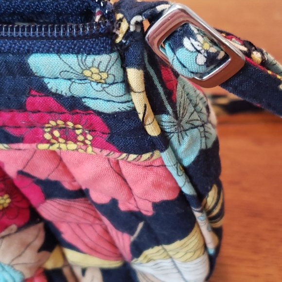 Vera Bradley Small Quilted Purse - Picture 5 of 6